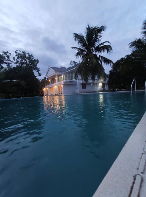 Riveria Portico Villa North Paravur Exterior photo